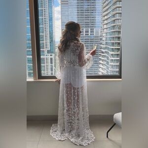 Beautiful bridal robe - NEW
